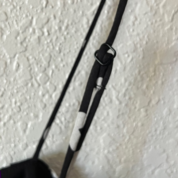 Urban Revivo NWT Heart mini dress Black and white size 4 - Picture 7 of 11